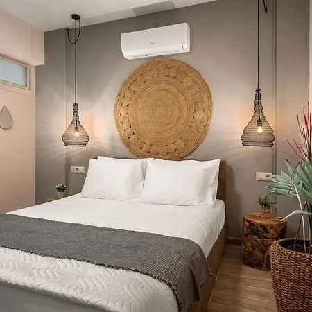 Avra Summer Living _ Private Jacuzzi _ Stepstosea דירה *